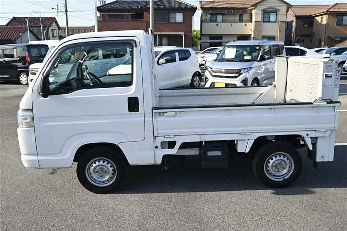 2011 Honda Acty Truck EBD-HA8 (UW-6a0e6842661b6)[3]