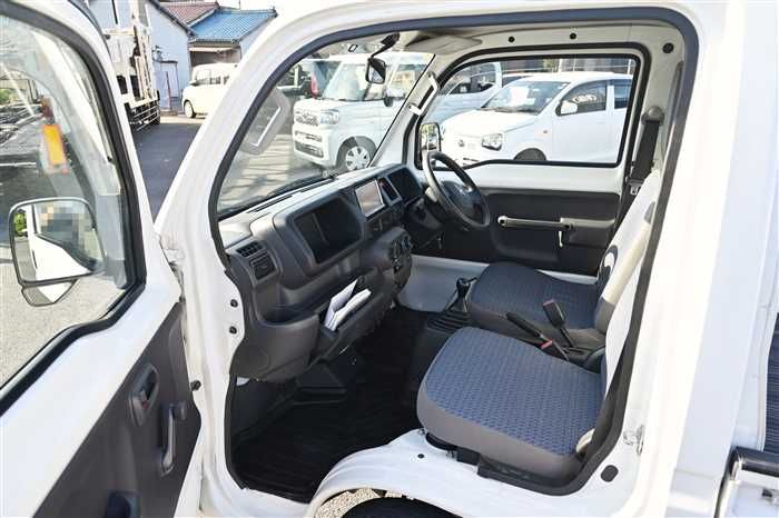 2011 Honda Acty Truck EBD-HA8 (UW-6a0e6842661b6)[17]