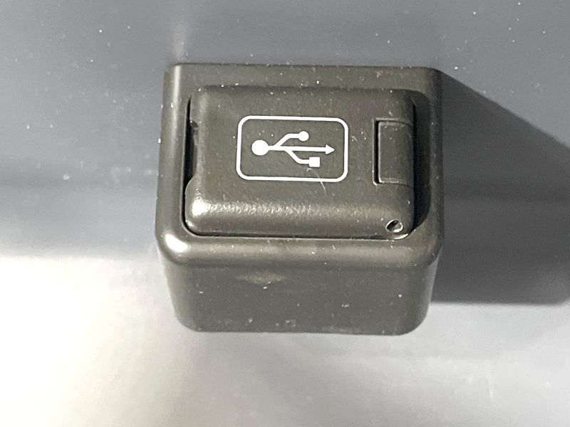2024 Toyota Land Cruiser 70 3DA-GDJ76W (UW-6a0a81ecb4576)[24]