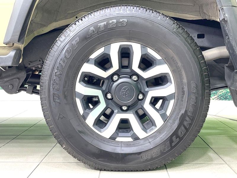 2024 Toyota Land Cruiser 70 3DA-GDJ76W (UW-6a0a81ecb4576)[9]