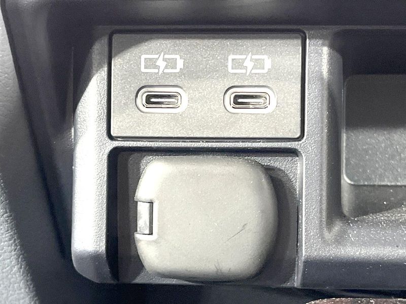 2025 Toyota Land Cruiser 70 3DA-GDJ76W (UW-6a0a81ecd477c)[29]