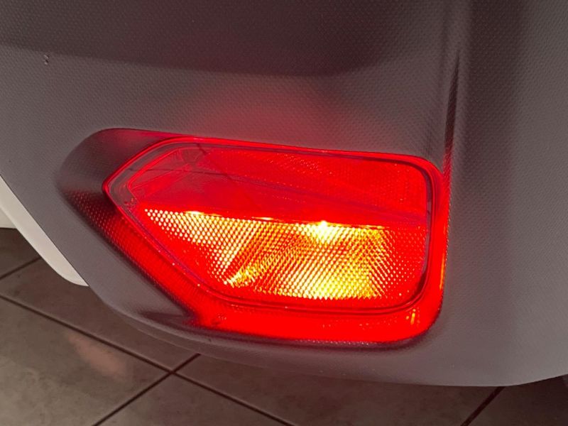 2017 Subaru XV DBA-GT7 (UW-6a0a81ff697f9)[21]