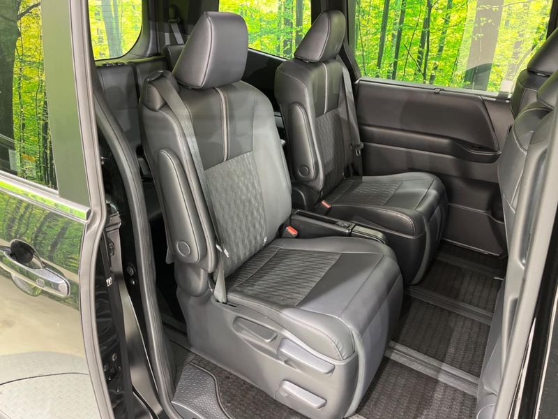 2024 Toyota Noah 6BA-MZRA90W (UW-6a0a82ace1d7d)[12]