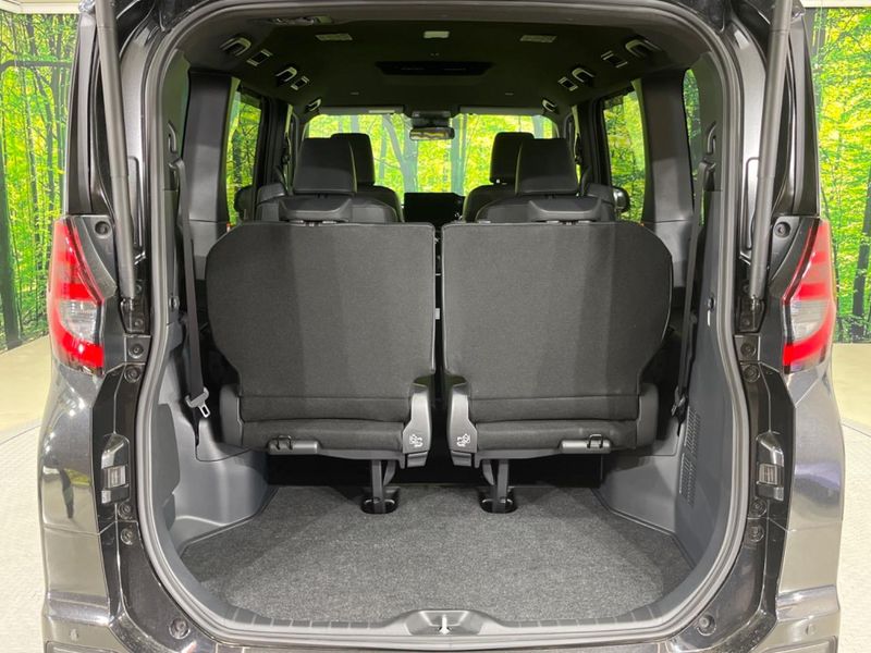 2024 Toyota Noah 6BA-MZRA90W (UW-6a0a82ace1d7d)[27]