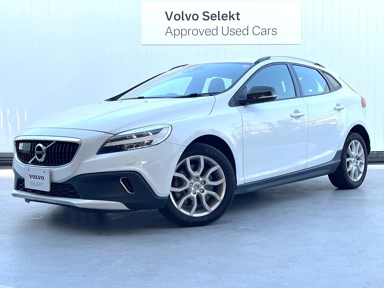 2018 Volvo V40 LDA-MD4204T