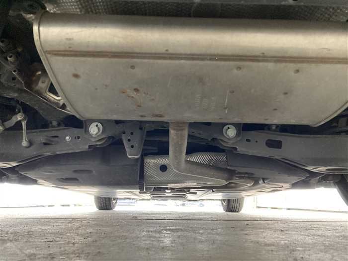 2017 Toyota Prius DAA-ZVW51 (UW-6a0e68239d359)[6]