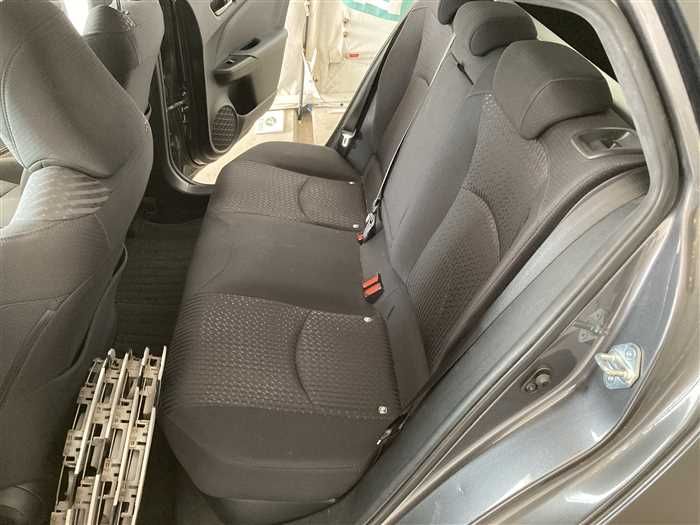 2017 Toyota Prius DAA-ZVW51 (UW-6a0e68239d359)[13]
