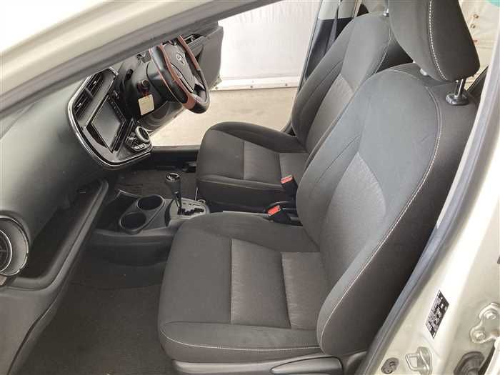 2021 Toyota Aqua 6AA-NHP10 (UW-6a0e681bf047a)[14]
