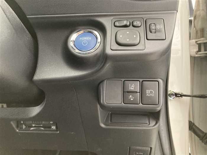 2021 Toyota Aqua 6AA-NHP10 (UW-6a0e681bf047a)[17]