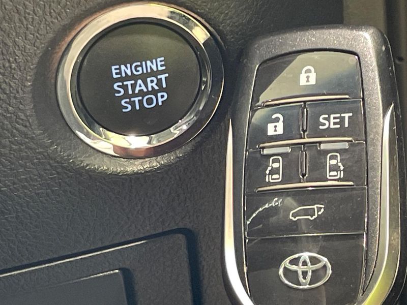 2023 Toyota Alphard 3BA-AGH30W (UW-6a0c6bf2753d7)[18]