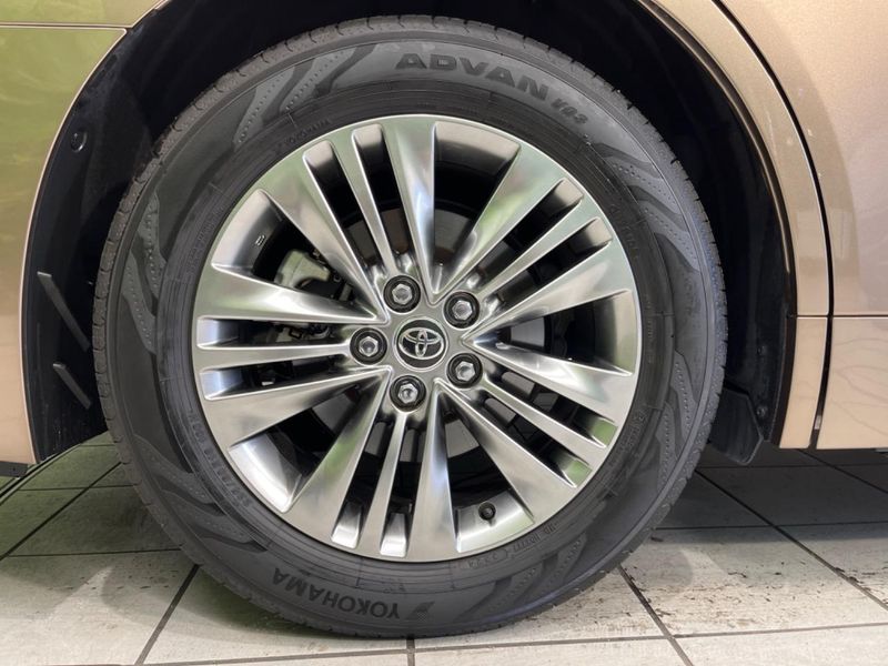 2024 Toyota Alphard 3BA-AGH40W (UW-6a0c6bf538b12)[21]