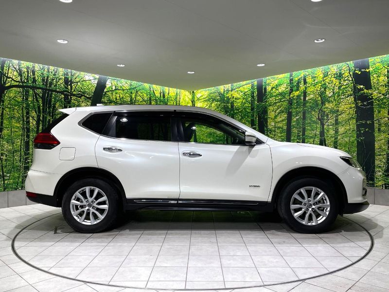 2018 Nissan X-Trail DAA-HT32 (UW-6a0c6c6c7e3f9)[21]