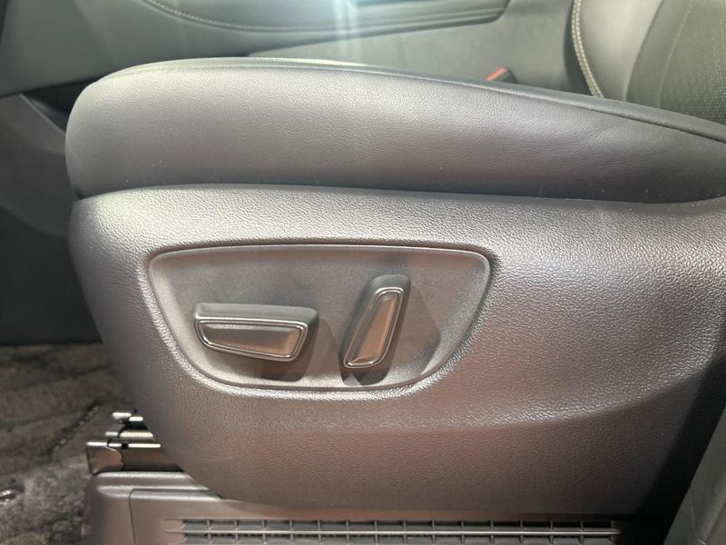2025 Toyota Vellfire Hybrid 6AA-AAHH40W (UW-6a0d2551027b1)[4]