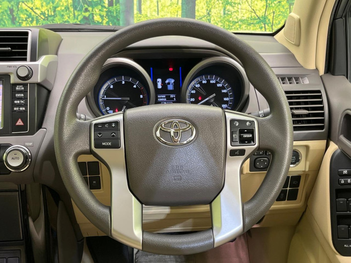2015 Toyota Land Cruiser Prado LDA-GDJ150W (UW-6a0d25c5397c7)[28]