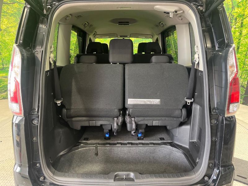 2016 Nissan Serena DAA-GFC27 (UW-6a0d25c7bb020)[27]