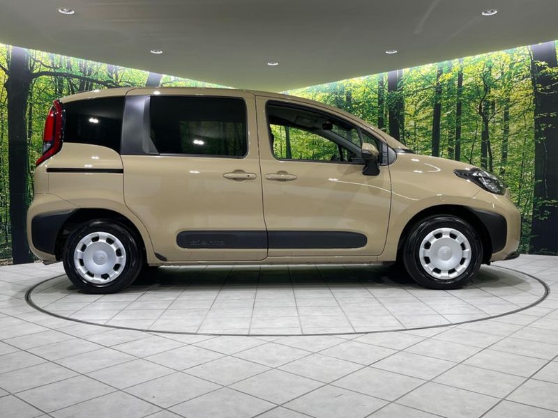 2025 Toyota Sienta 6AA-MXPL15G (UW-6a0d26b2d3e73)[9]