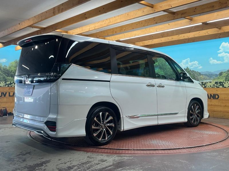 2024 Toyota Voxy 6BA-MZRA90W (UW-6a0d26c4296f7)[6]