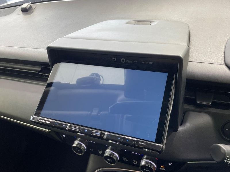 2022 Honda Vezel 6AA-RV6 (UW-6a0d26ea18270)[17]