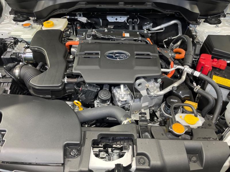 2025 Subaru Forester 5AA-SLG (UW-6a0d26f541750)[4]