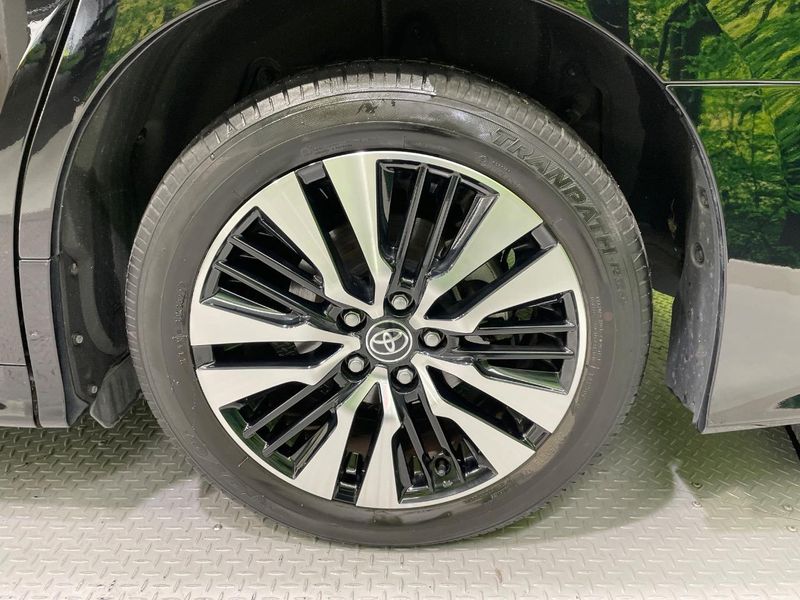 2022 Toyota Alphard 3BA-AGH30W (UW-6a0e75a422317)[13]