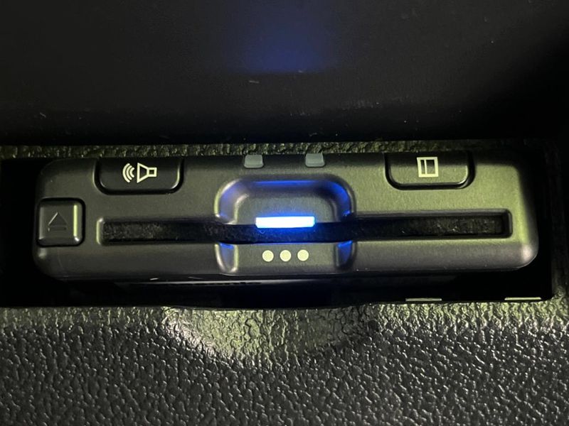 2016 Toyota Prius DAA-ZVW55 (UW-6a0e7693c525a)[28]