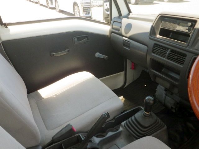 2001 Subaru Sambar Truck TT1 (UW-6a1ea98d76d7c)[8]