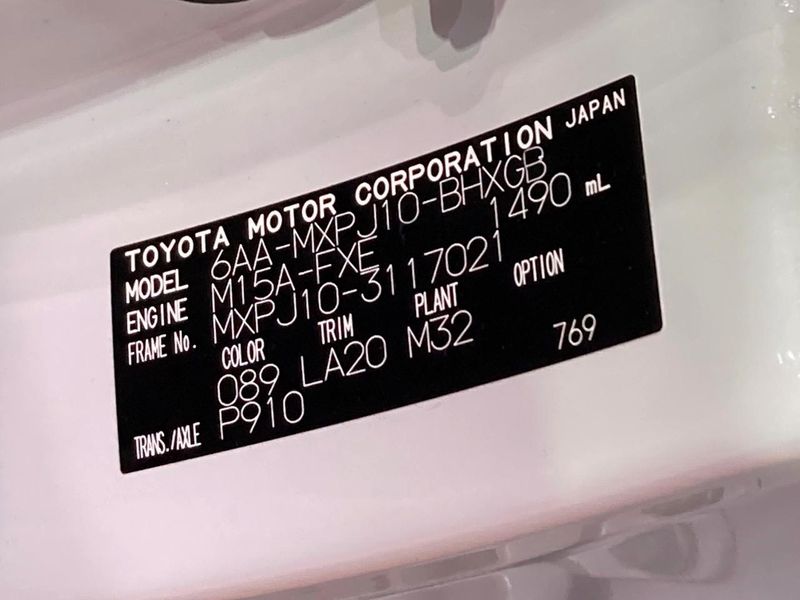 2023 Toyota Yaris Cross 6AA-MXPJ10 (UW-6a0fc93b44cd3)[1]