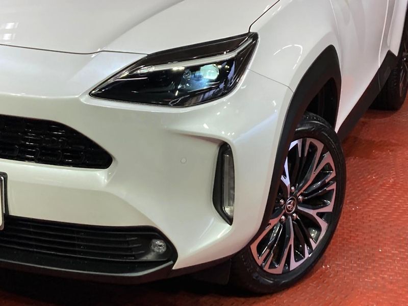 2023 Toyota Yaris Cross 6AA-MXPJ10 (UW-6a0fc93b5a98c)[8]