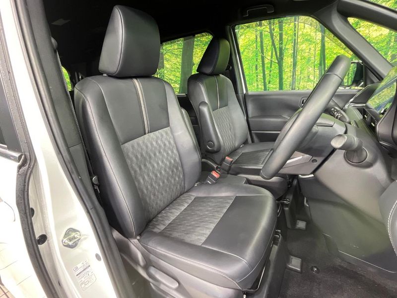 2023 Toyota Noah 6BA-MZRA90W (UW-6a0fc94e362a9)[23]