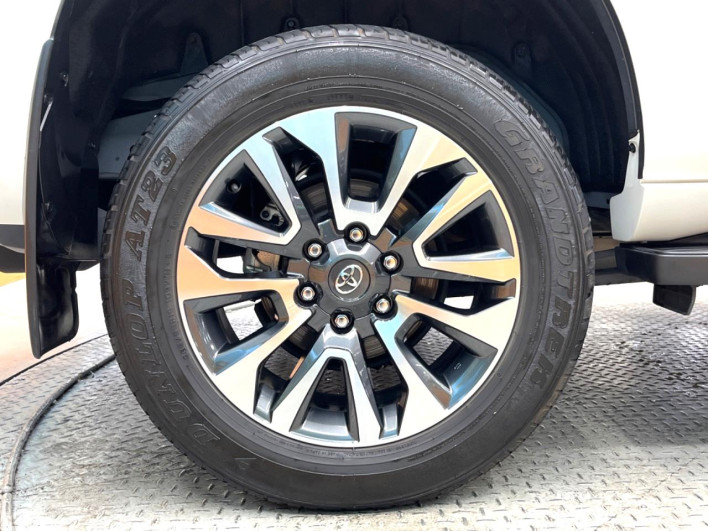 2023 Toyota Land Cruiser Prado 3BA-TRJ150W (UW-6a0fc9918bfbf)[25]