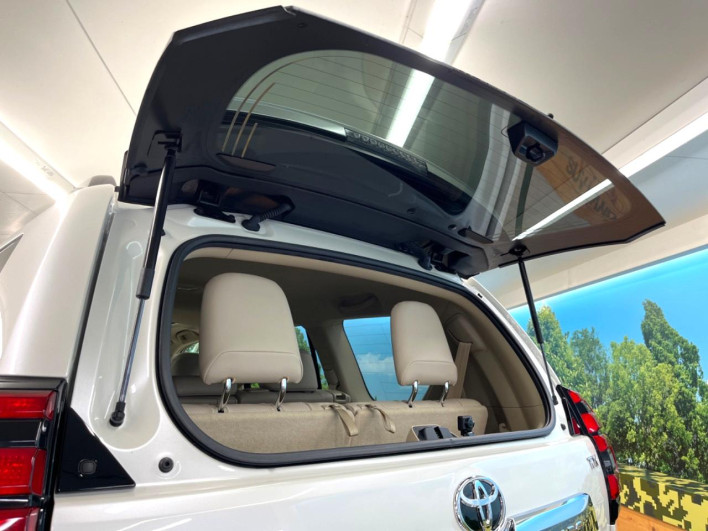 2023 Toyota Land Cruiser Prado 3BA-TRJ150W (UW-6a0fc9918bfbf)[9]