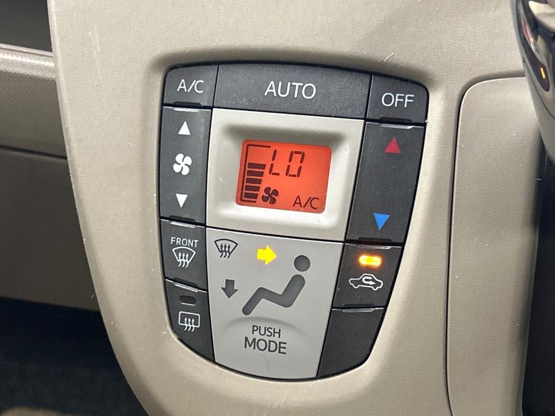 2014 Daihatsu Move DBA-LA100S (UW-6a111a91399cf)[18]