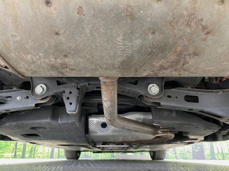 2019 Toyota Prius DAA-ZVW51 (UW-6a111babb1876)[22]