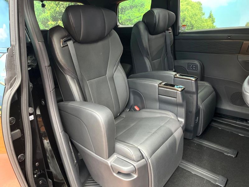 2024 Toyota Alphard Hybrid 6AA-AAHH40W (UW-6a126b3c8ebb4)[9]