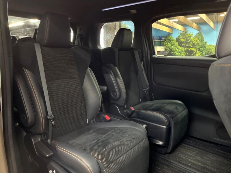 2021 Toyota Alphard 3BA-AGH30W (UW-6a126b49396a1)[28]
