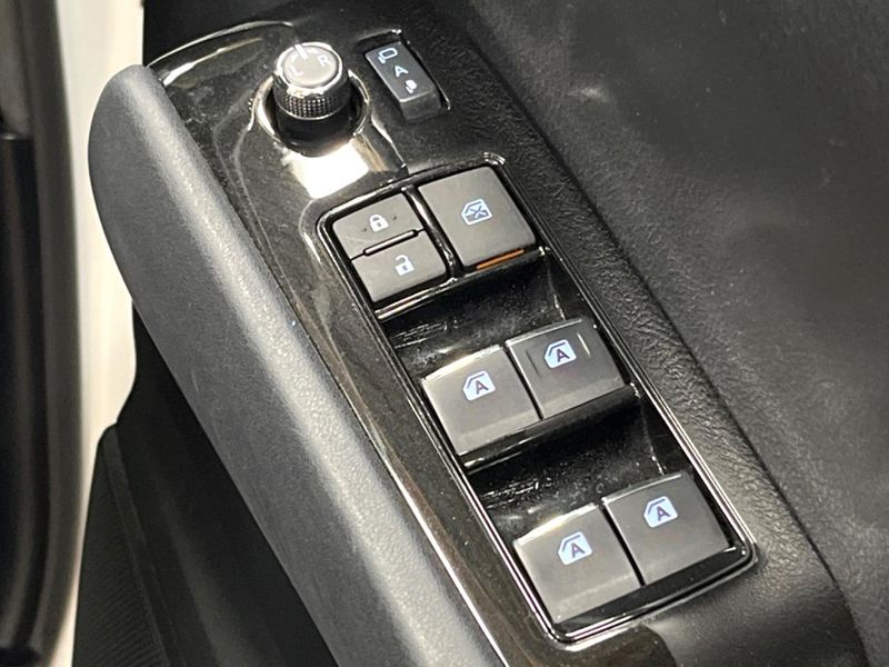 2021 Toyota Alphard 3BA-AGH30W (UW-6a126b49396a1)[20]
