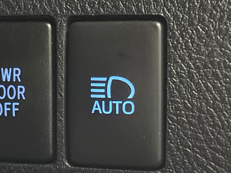 2021 Toyota Alphard 3BA-AGH30W (UW-6a126b49396a1)[23]