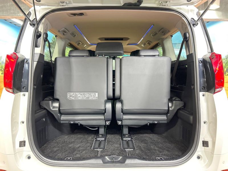 2020 Toyota Alphard 3BA-AGH30W (UW-6a126b4b5368c)[26]