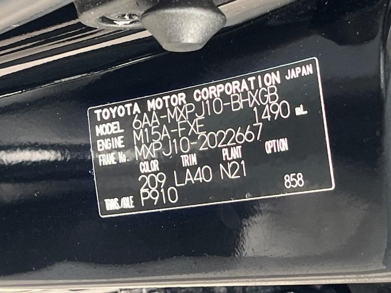 2021 Toyota Yaris Cross 6AA-MXPJ10 (UW-6a126cb23bb94)[1]