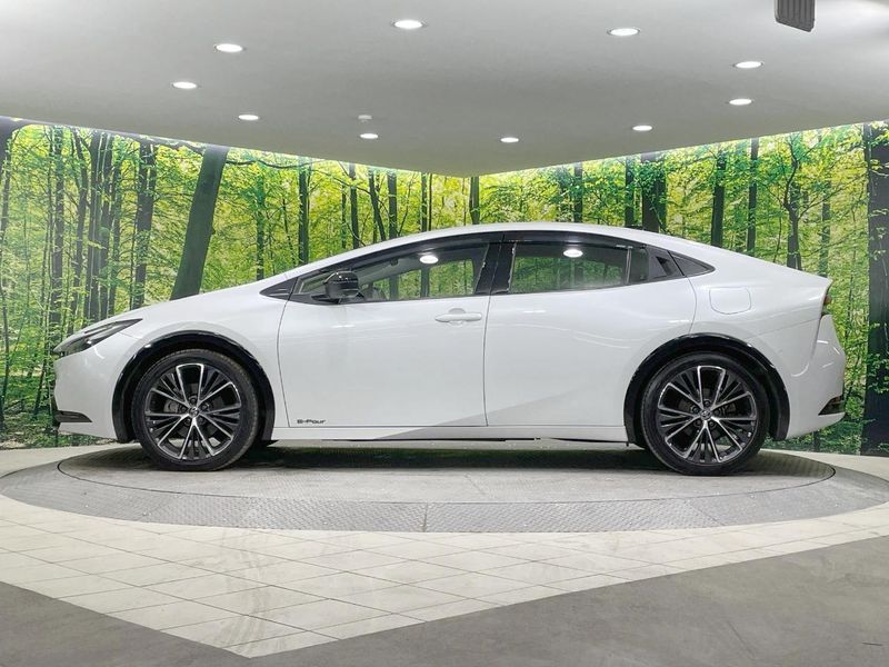 2024 Toyota Prius 6AA-MXWH65 (UW-6a126cc990763)[10]