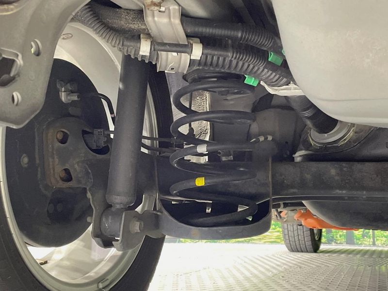 2015 Toyota Aqua DAA-NHP10 (UW-6a126cd9c811c)[21]