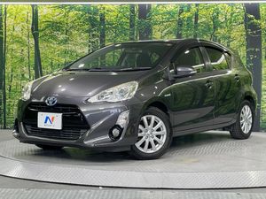 2015 Toyota Aqua DAA-NHP10