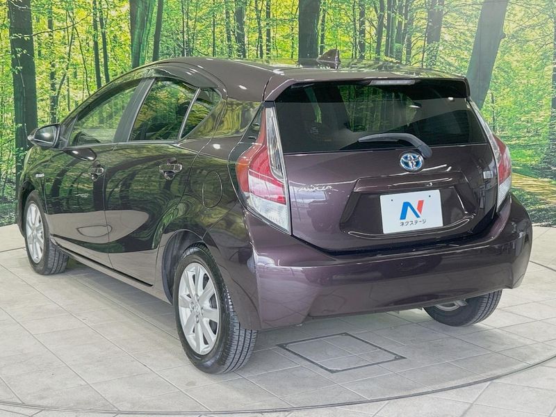 2016 Toyota Aqua DAA-NHP10 (UW-6a126cda2ba53)[9]