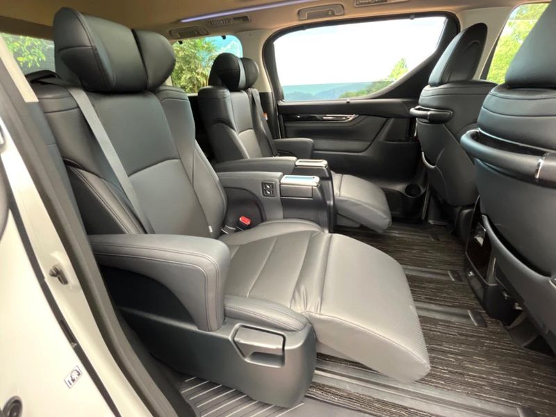 2023 Toyota Alphard 3BA-AGH30W (UW-6a13ef915121c)[25]