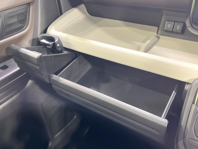 2024 Suzuki Spacia 5AA-MK94S (UW-6a13f09b489c8)[22]