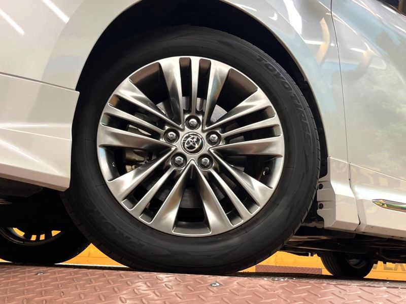 2023 Toyota Alphard Hybrid 6AA-AAHH40W (UW-6a150e22c91a3)[19]