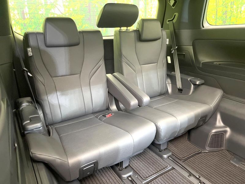 2025 Toyota Alphard 3BA-AGH40W (UW-6a150e38d0c2a)[15]