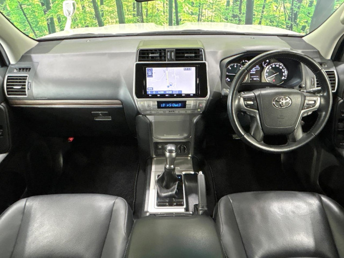 2019 Toyota Land Cruiser Prado LDA-GDJ150W (UW-6a150e95e946b)[28]