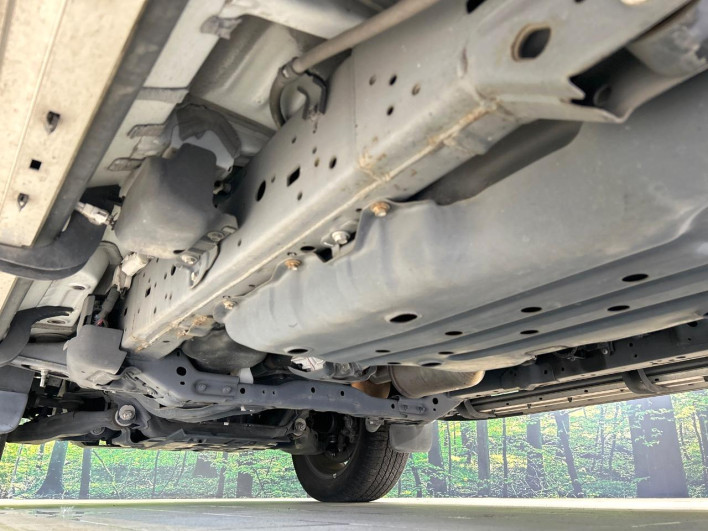 2019 Toyota Land Cruiser Prado LDA-GDJ150W (UW-6a150e95e946b)[24]