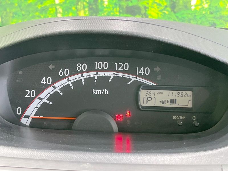 2011 Daihatsu Move DBA-LA100S (UW-6a150f1c5c342)[23]